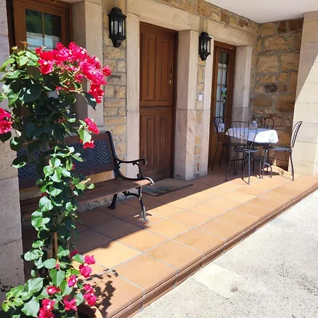La Casa De La Vega Holiday home *